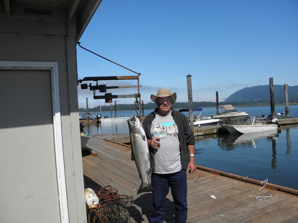 Paradise Cove Rv Resort & Marina Wheeler Exterior photo